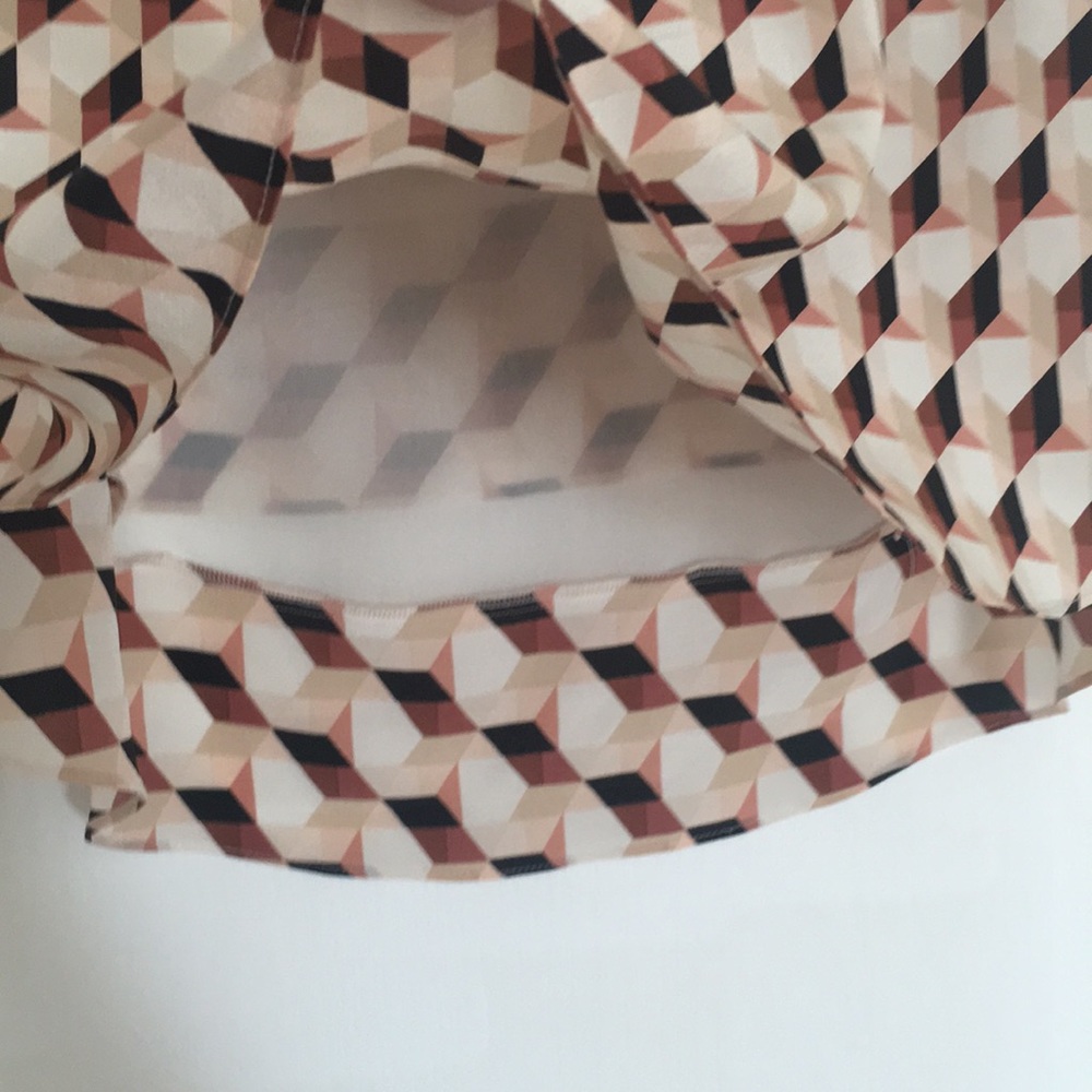 WHBM silk blouse XS blush, black, white - Picture 6 of 6